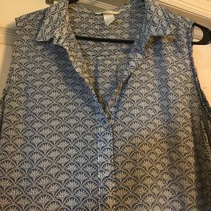 Sleeveless button-up blue shirt! XL