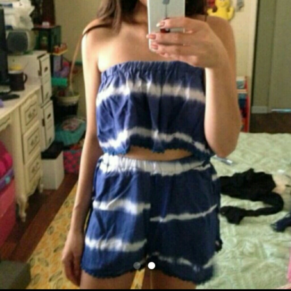 2 pc set - Picture 2 of 2