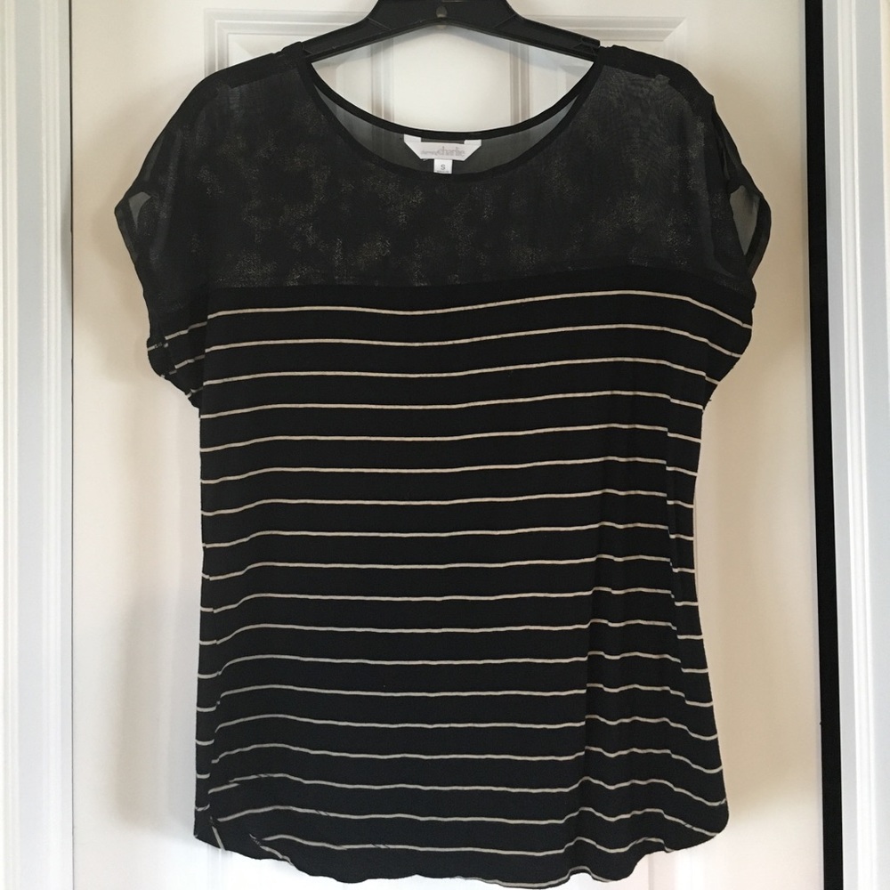 Black and gold striped short-sleeved blouse