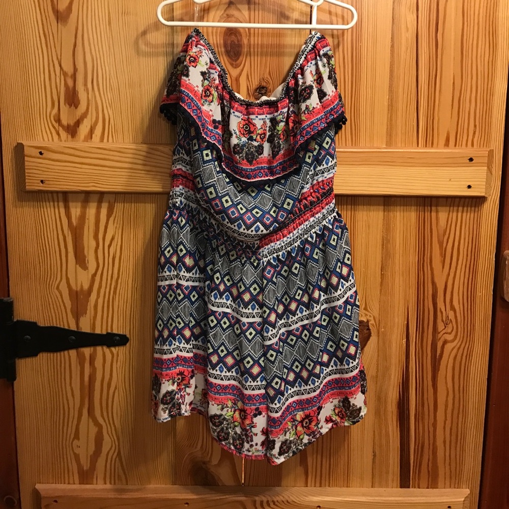 Strapless romper😍🌺