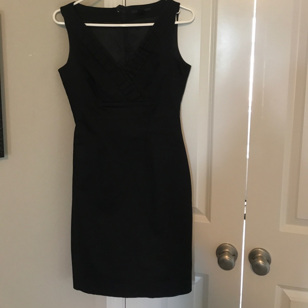 H&M black fitted dress