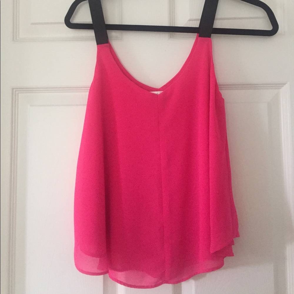 Pink tank top