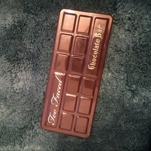 Too Faced chocolate bar palette