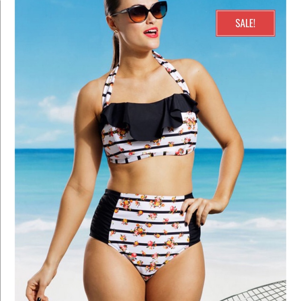 Beautiful swimsuit set NWT final sale