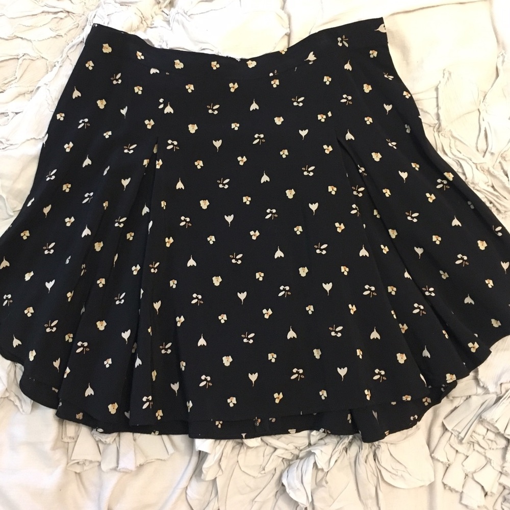 Urban Outfitters Floral Skirt🌼
