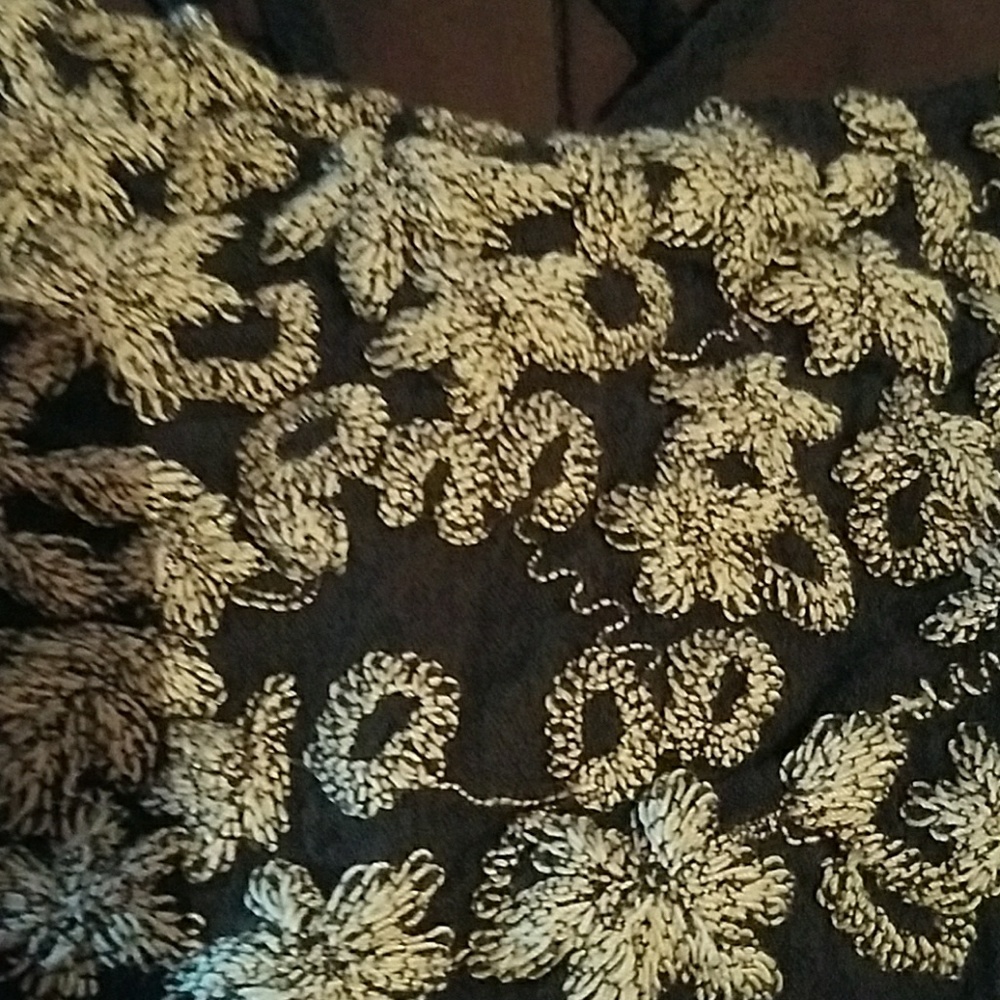 Dress - Picture 2 of 4