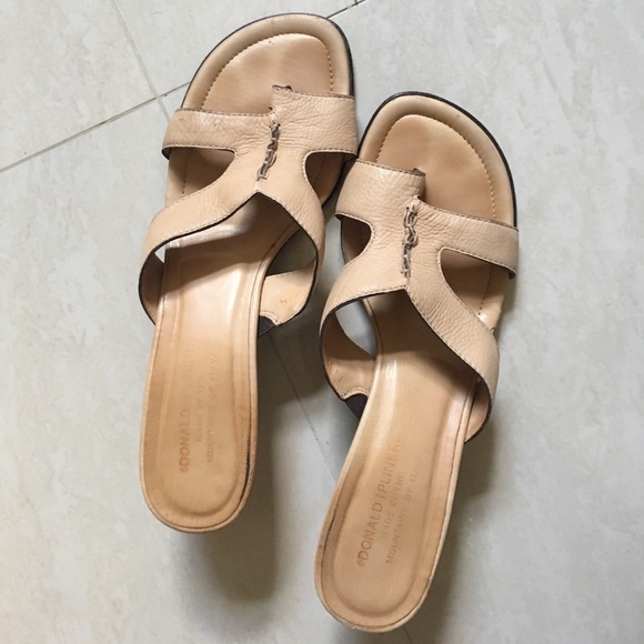 Donald j pliner slip on - Picture 2 of 4