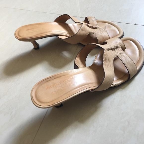 Donald j pliner slip on - Picture 3 of 4