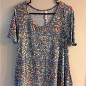 LuLaRoe Perfect Tee Size M
