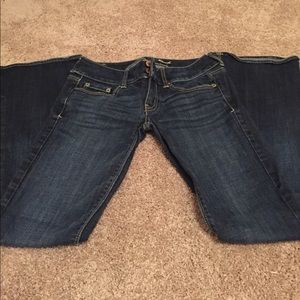 LIKE NEW American Eagle jeans