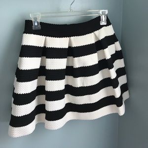 Black and white Forever 21 skirt.