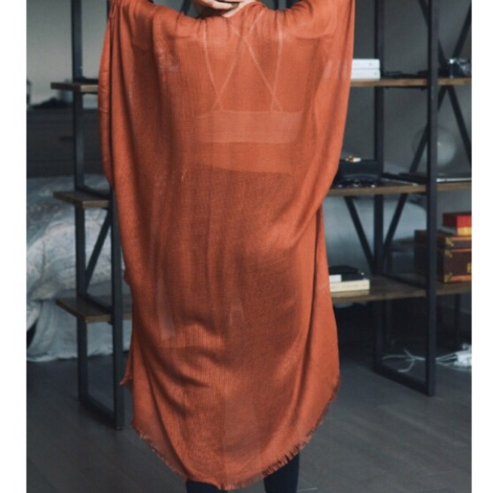 Open grid frayed kimono/cardigan 🥂host pick - Picture 1 of 8