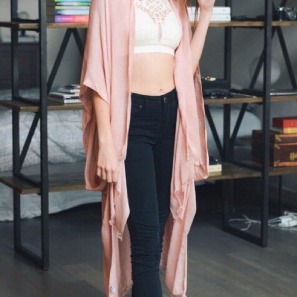 Open grid frayed kimono/cardigan 🥂host pick - Picture 6 of 8