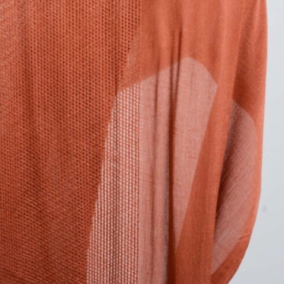 Open grid frayed kimono/cardigan 🥂host pick - Picture 3 of 8