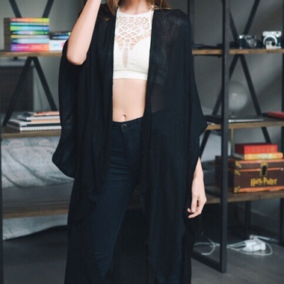 Open grid frayed kimono/cardigan 🥂host pick - Picture 8 of 8