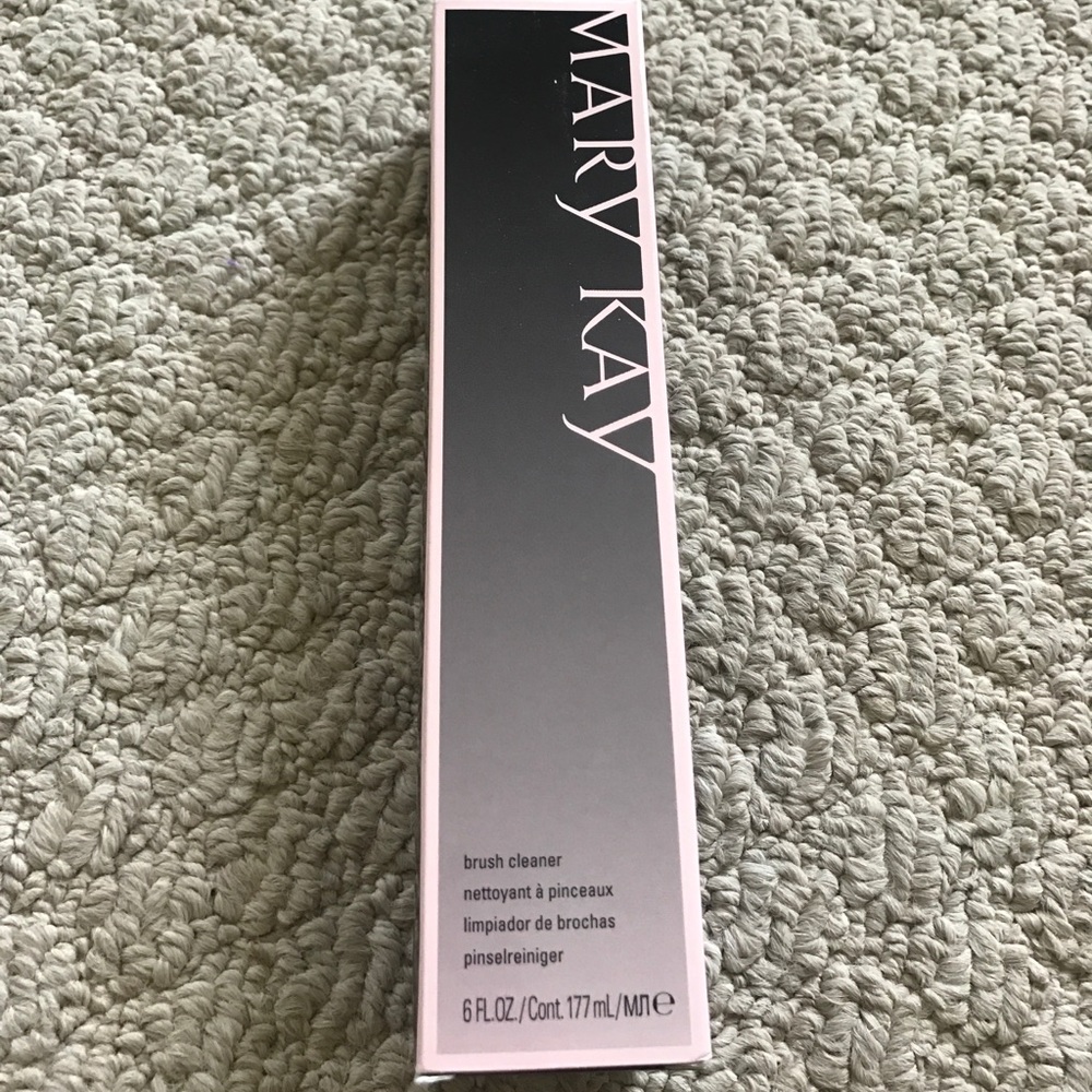 Mary Kay Brush Cleaner