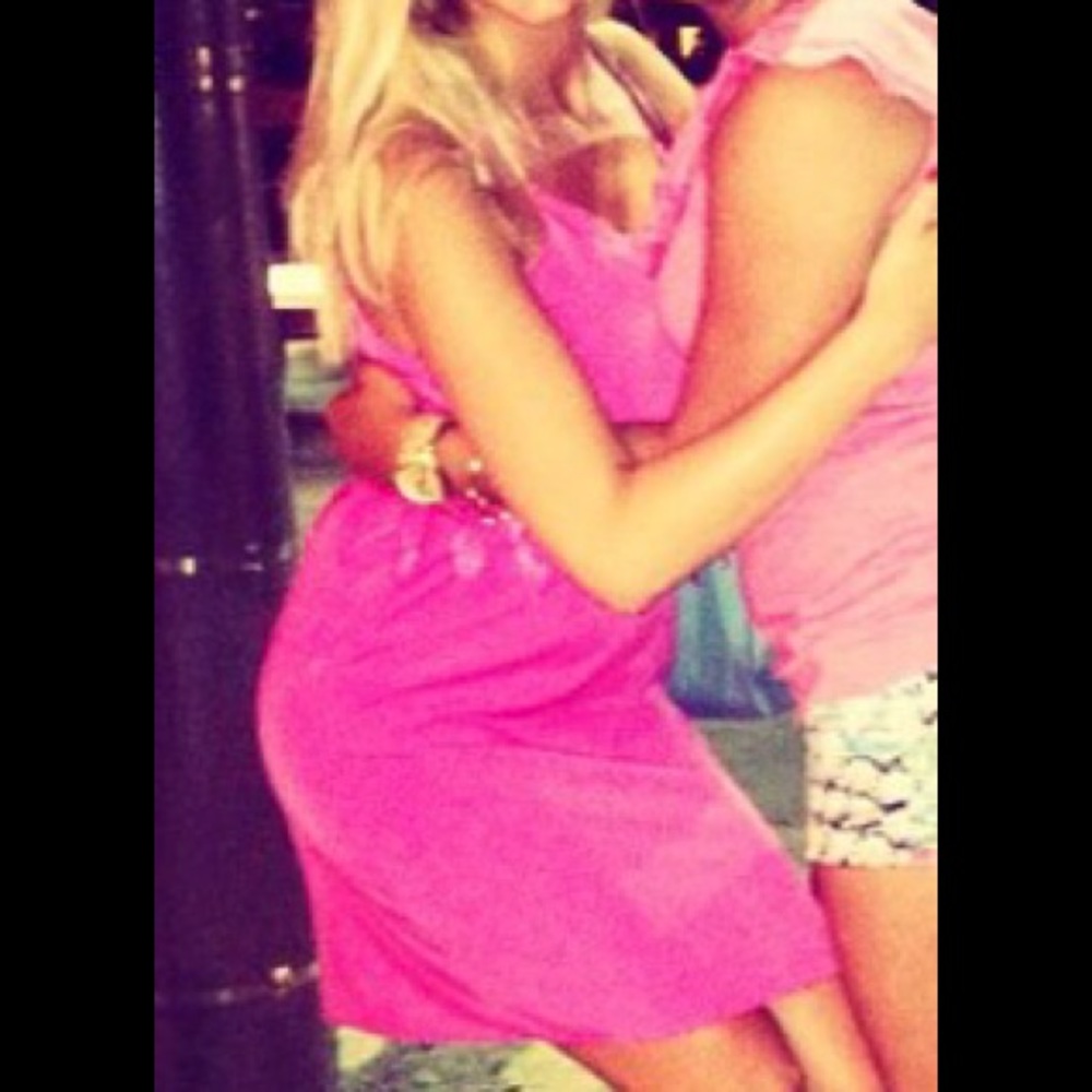 Pink dress - Picture 4 of 4