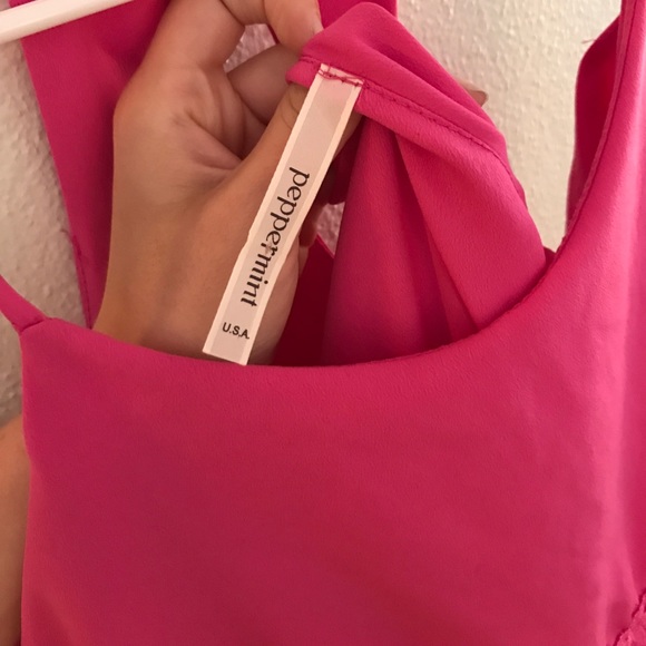 Pink dress - Picture 2 of 4