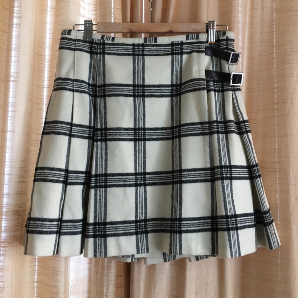 Banana Republic Plaid Pleated Skirt