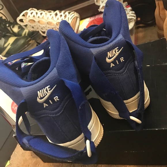 Navy blue Nike Air Force 1s - Picture 2 of 4