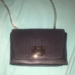 Guess cross body purse