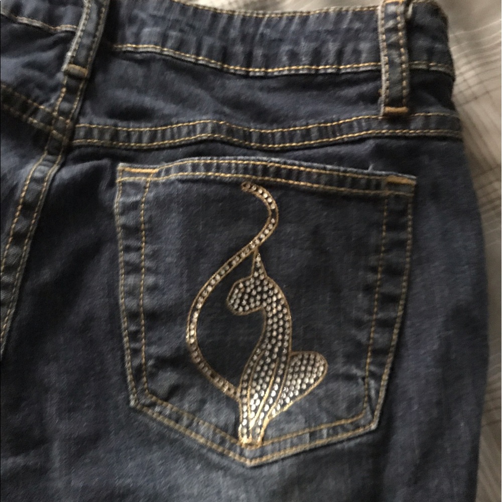 Straight leg skinny jean
