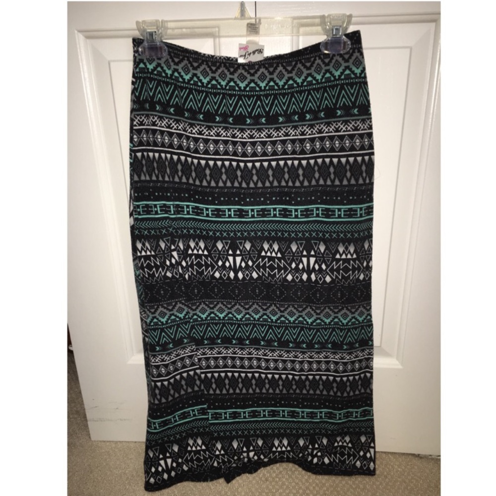 Maxi skirt