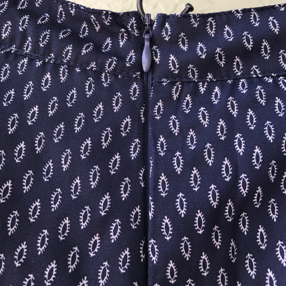 Patterned Shorts - Picture 4 of 4