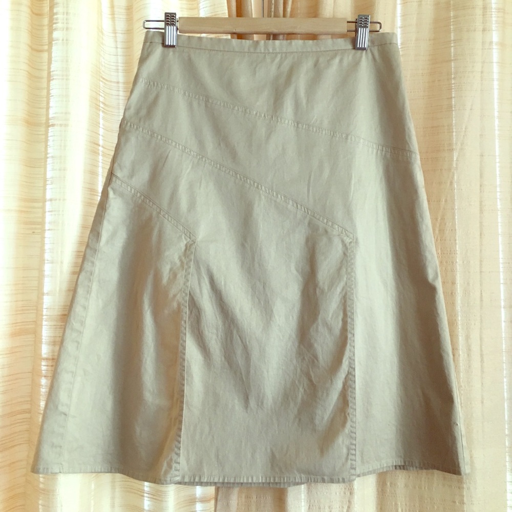 BCBG Khaki Skirt Size 4