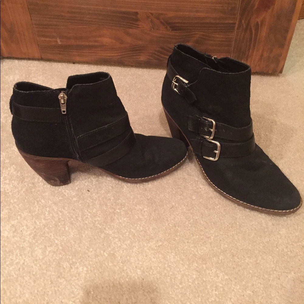 Dolce Vita ankle boots
