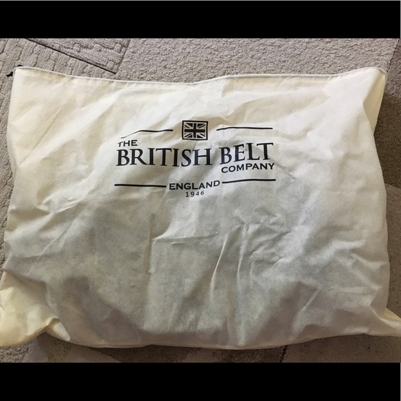 NWOT British Belt Co. canvas and leather weekender - Picture 2 of 5