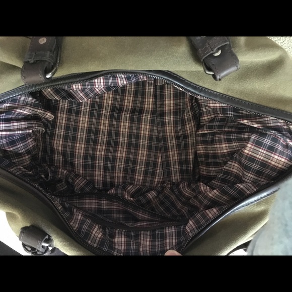 NWOT British Belt Co. canvas and leather weekender - Picture 4 of 5