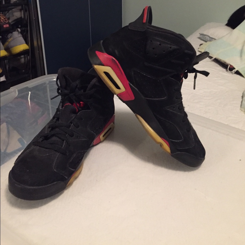Varsity Red 6's Air Jordan