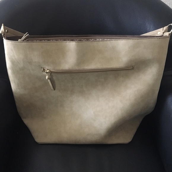 R a Re NWOT StEvEn fRiNgE t0tE - Picture 5 of 14