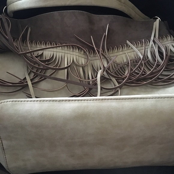 R a Re NWOT StEvEn fRiNgE t0tE - Picture 6 of 14