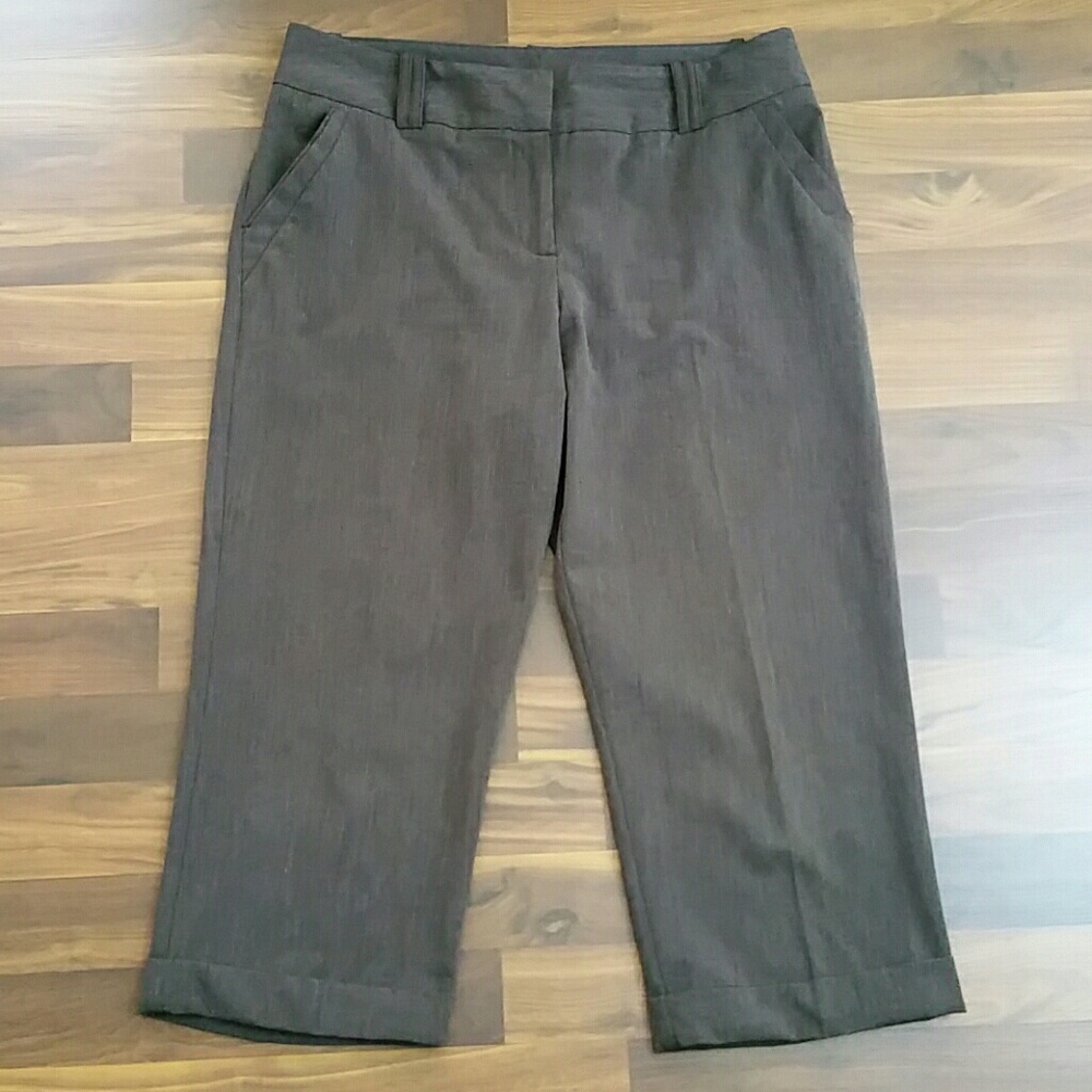 Worthington Capri Dress Pants Size 12 Brown