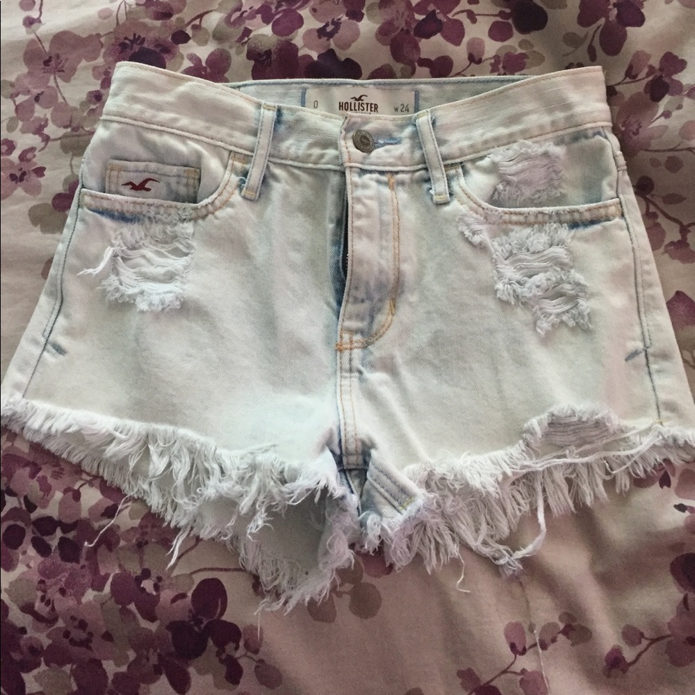 SOLD Ⓜ️ High waisted shorts