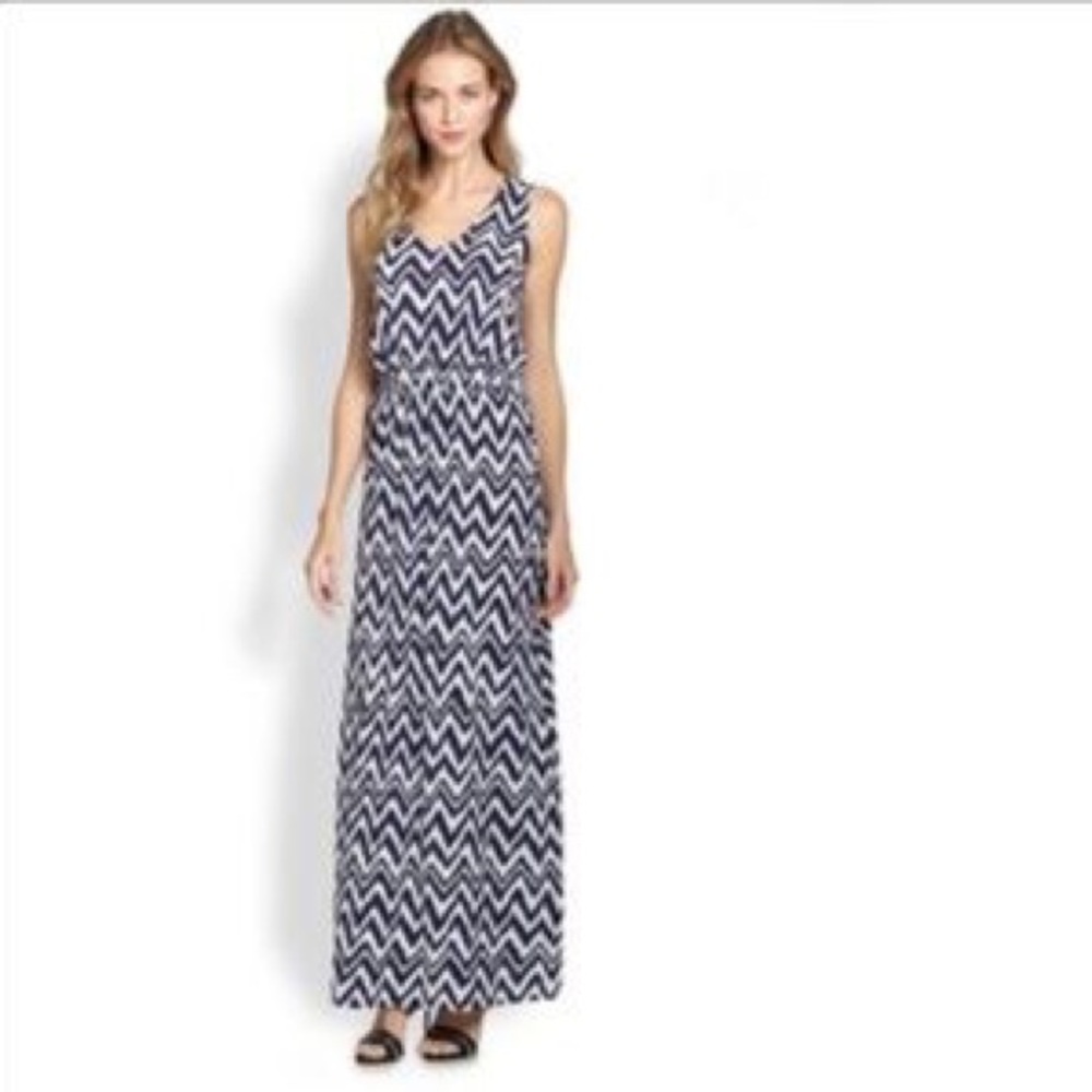 Lily Pulitzer Navy blue and white Chevron dress