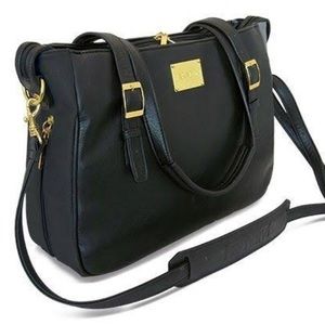 Jaraden Madison Dog Carrier - Black.