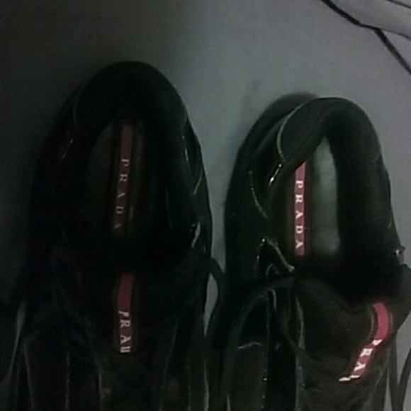 Prada shoes - Picture 2 of 4