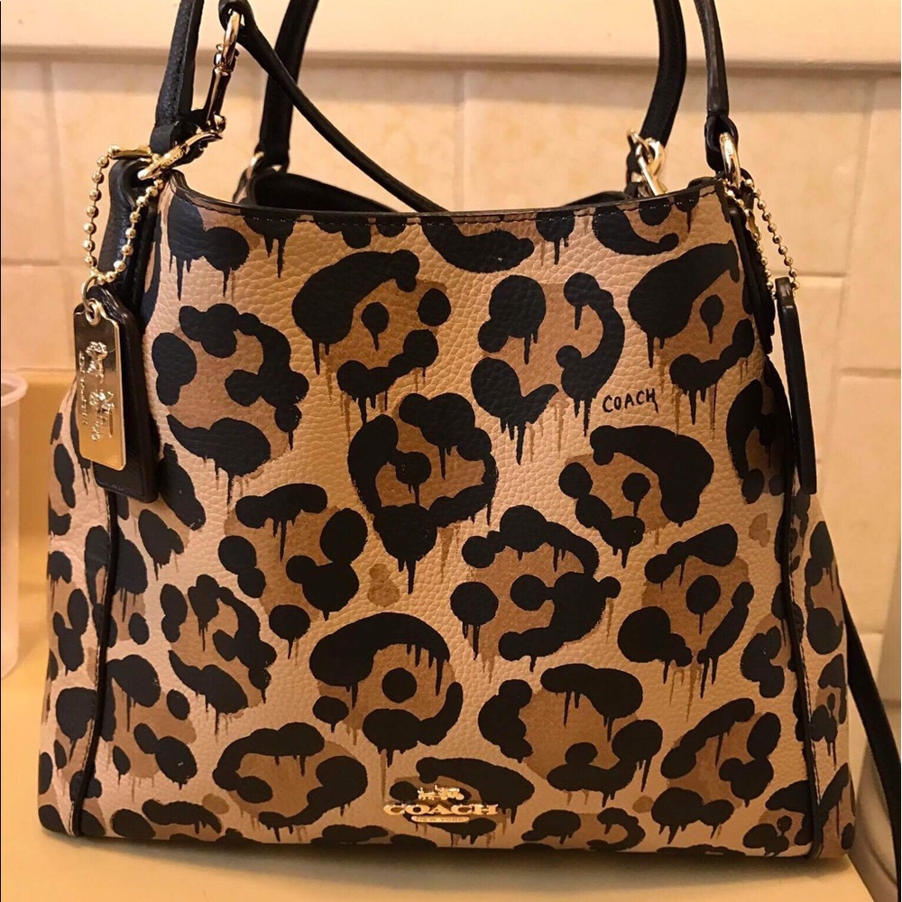 Coach Baseman Wild Beast Edie 28