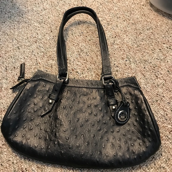 Dooney & Bourke Handbags - Dooney & Bourke Purse