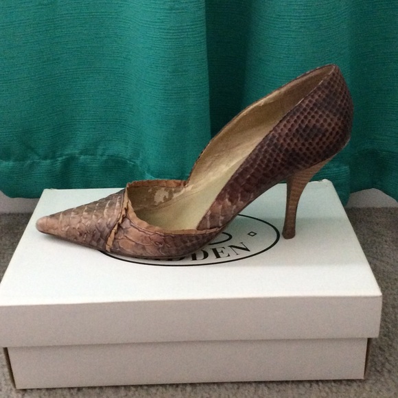 Steve Madden snake print pumps - Picture 1 of 2