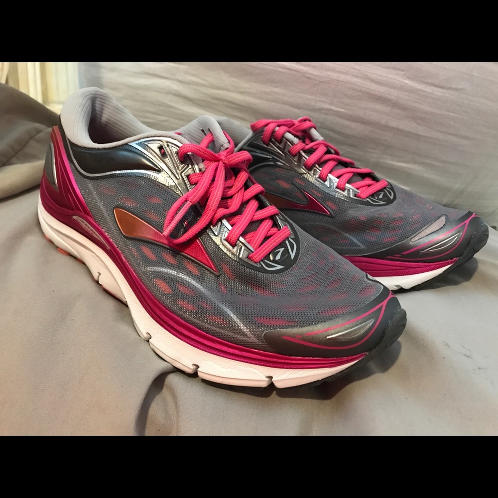 Ladies Brooks Transcend 3 - Size 9