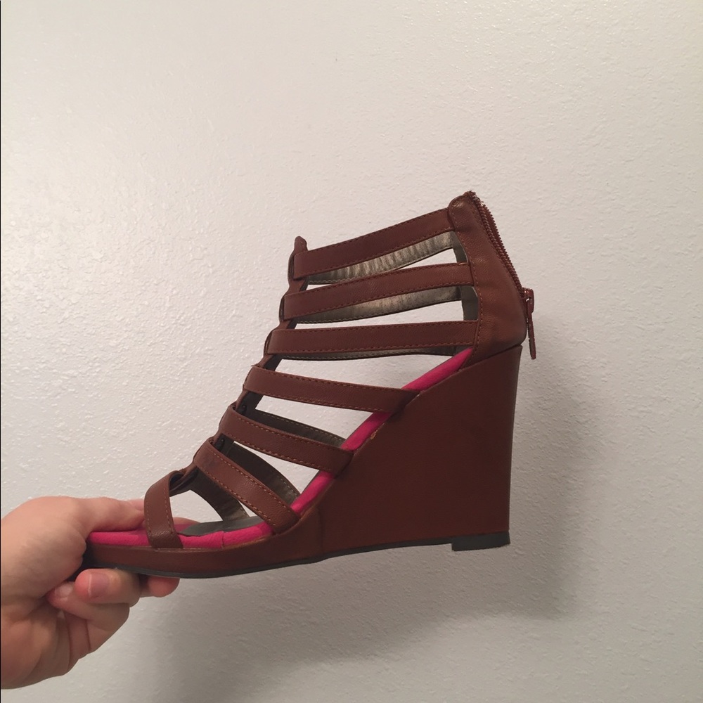 Wedges - Picture 2 of 4