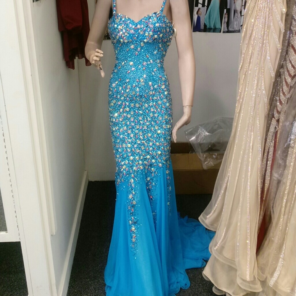 Jasz couture