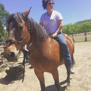 Meet your Posher, Deanna