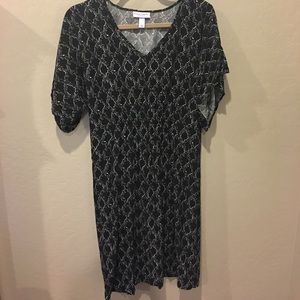Liz Lange Maternity Dress