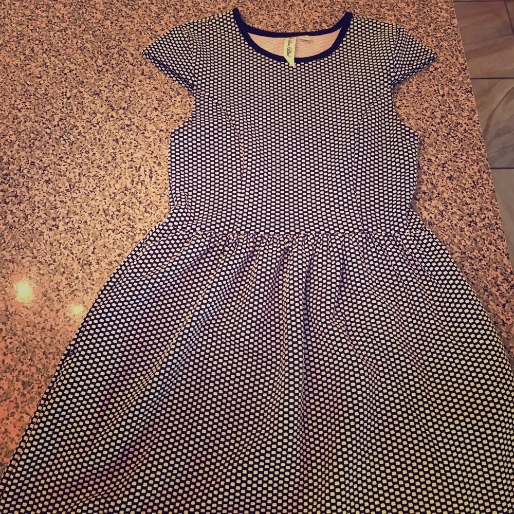 White and Black above-the-knee, A-line dress