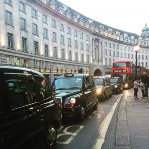 Meet your Posher, Lakisha